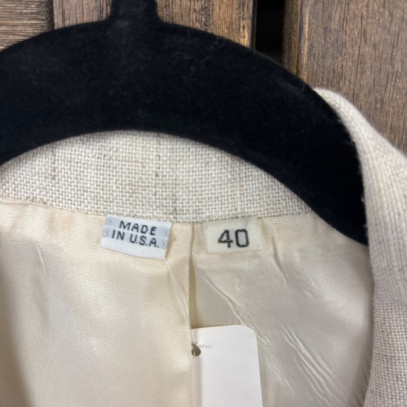 Unbranded Classic Linen Blazer with Gold Buttons Neutral Light Beige Size 40 - Picture 5 of 5